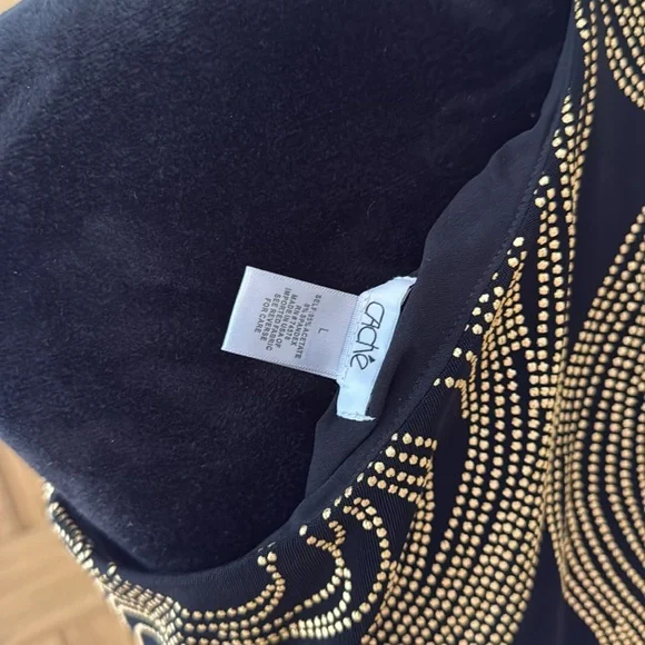 Cache One-Shoulder Black and Gold Top - Picture 3 of 3